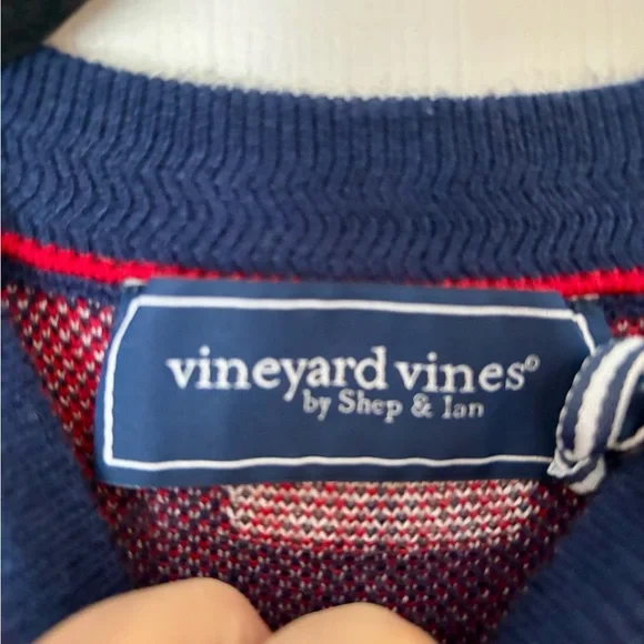 Boys Large Vineyard Vines Sweater NWT - Picture 4 of 6